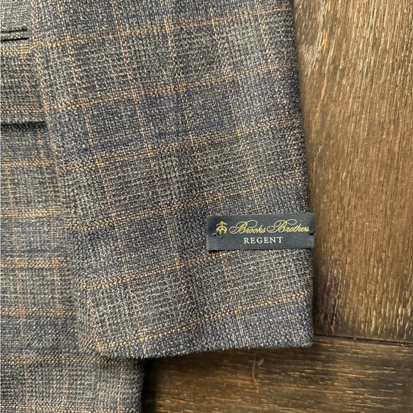 NWT Brooks Brothers Regent Fit Blue and Tan Blazer - Picture 3 of 9